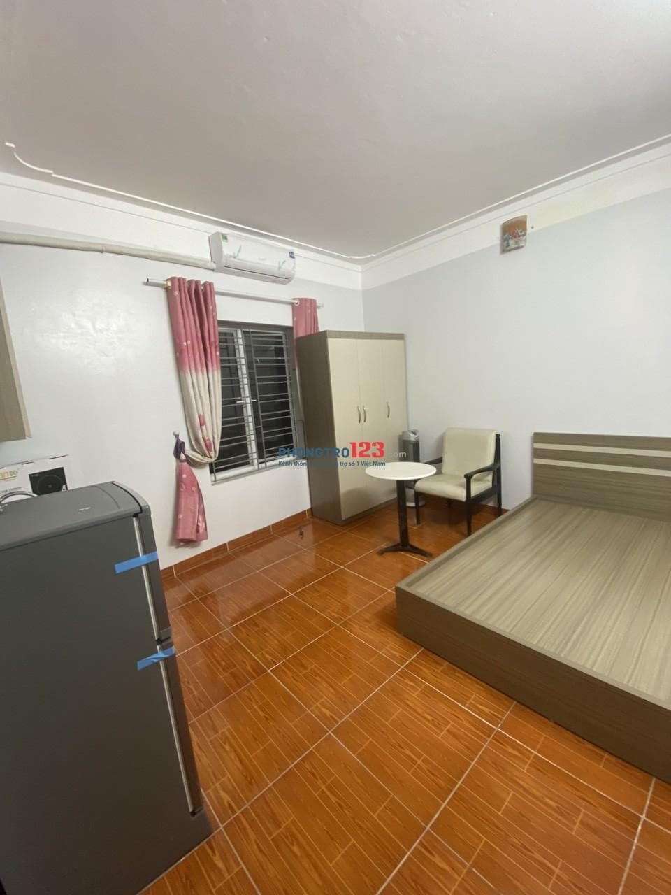 Cho thuê Căn chung cư mini giá rẻ tại Số 98 Ngõ 116 Phan Kế Bính, Cống Vị, Ba Đình. Chỉ 4tr