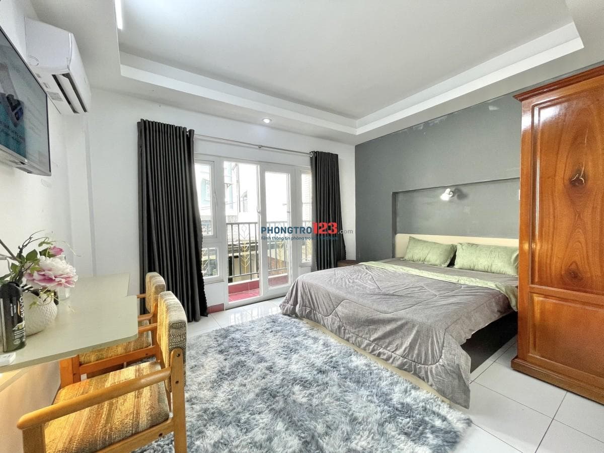 CĂN HỘ BAN CÔNG 2PN - BẾP RIÊNG FULL TIỆN NGHI NGAY CHỢ PHẠM VĂN HAI, CV HOÀNG VĂN THỤ